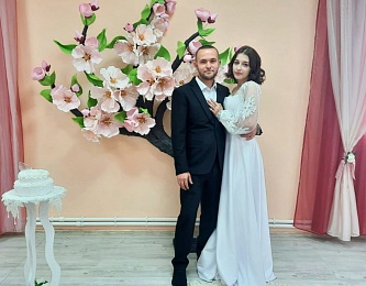 Рязанский ЗАГС показал лучшие фото молодожёнов октября-2022