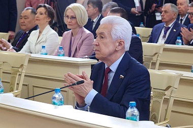 На Совете законодателей РФ Аркадий Фомин представил успешные практики регионов России по укреплению гражданского единства