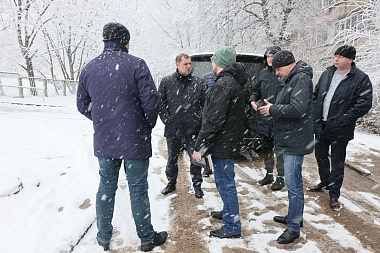 Мэр Виталий Артёмов дал поручения в ходе объезда города 15 марта