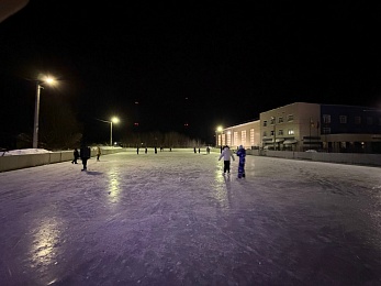 В Спасске открылся каток