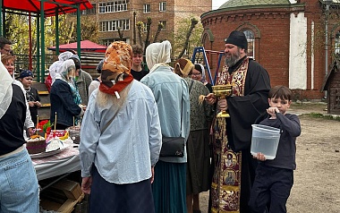 Фоторепортаж перед праздником: рязанцы освящали пасхальные куличи