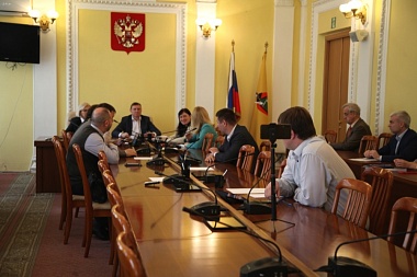 Депутаты решили присуждать медаль имени Надежды Чумаковой волонтёрам