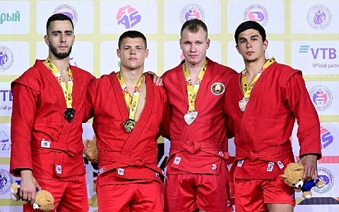 Рязанец стал серебряным призером Кубка мира по самбо