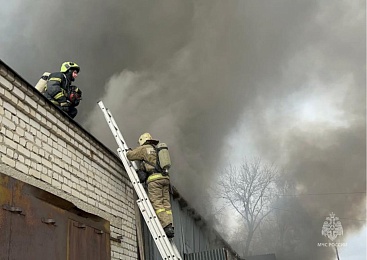 Пожар на складе в Турлатове под Рязанью локализован 