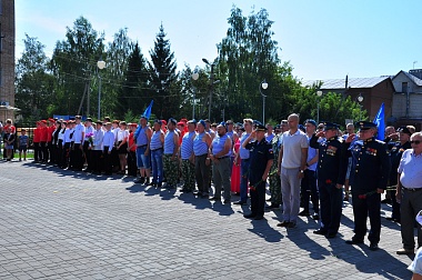 В поселке Шилово открыли мемориал десантникам в честь 95-летия ВДВ