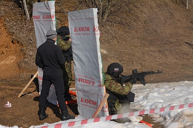 В Рязани начался чемпионат ЦФО по стрельбе среди спецназа 