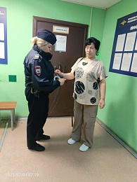 Отчисленного студента отправили из Рязани в Африку с полицией