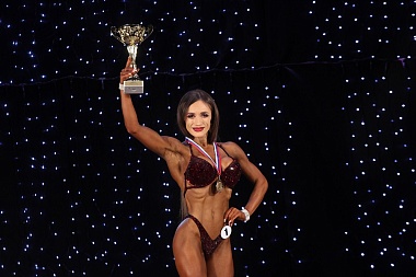 Сила и красота. В Рязани прошёл Кубок региона по бодибилдингу и фитнес-бикини 