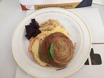 На гастрофестивале «Рязанское гостеприимство» презентовали шацкие чичи и черемуховые каравайцы