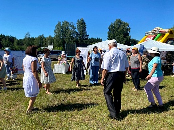 В селе Ласково отпраздновали День семьи, любви и верности