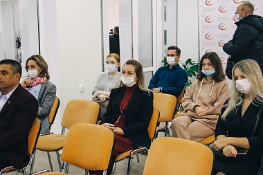 Любимов проверил работу Центра общественного наблюдения за выборами в Рязани - 62ИНФО Любимов проверил работу Центра общественного наблюдения за выборами в Рязани