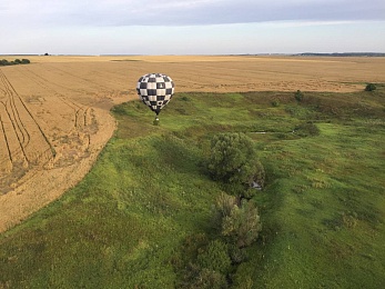 Фоторепортаж: пилоты «Неба России» пролетели на воздушных шарах над Рязанской областью - 62ИНФО Фоторепортаж: пилоты «Неба России» пролетели на воздушных шарах над Рязанской областью