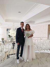 Стильные невесты, эффектные женихи: рязанцам показали самые яркие свадьбы лета