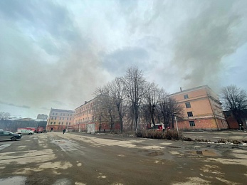 Пожар в здании училища связи в Рязани. Фоторепортаж