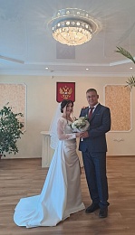 Лето любви: Рязанский ЗАГС показал фотосессии свадеб с июня по август