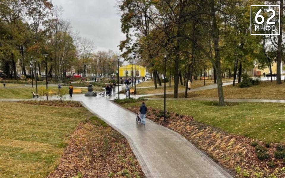 Мэрия Рязани назвала стоянку машин в Нижнем горпарке незаконной - 62ИНФО