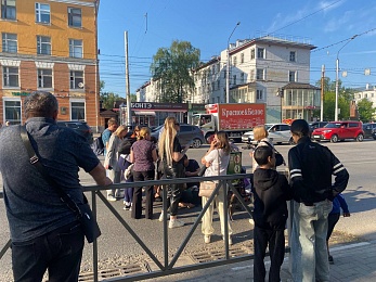 Рязанский курьер столкнулся с велосипедистом и потерял сознание 