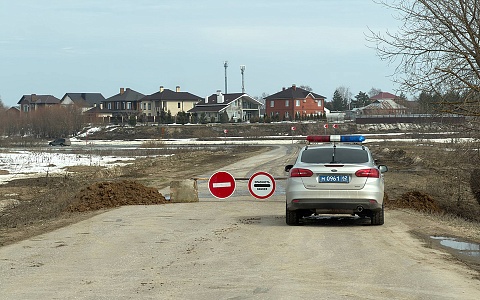Из-за подъема воды в Оке закрыт проезд к двум селам под Рязанью