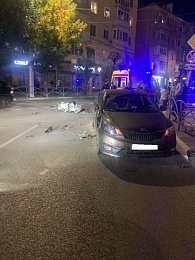 Легковушка врезалась в мотоциклиста на улице Горького в Рязани