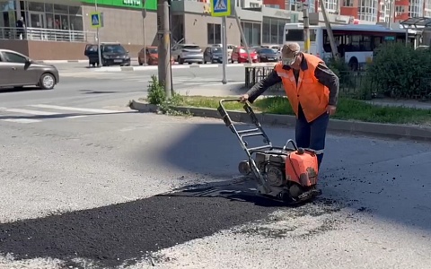 Тротуар у онкодиспансера отремонтируют до конца недели