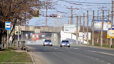 В Московском районе Рязани провели дезинфекцию военной техникой - 62ИНФО В Московском районе Рязани провели дезинфекцию военной техникой