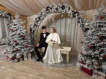 С Дедом Морозом и на льду: самые оригинальные рязанские свадьбы декабря