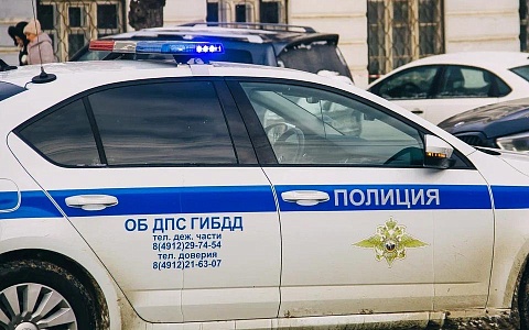 Госавтоинспекция Рязанской области напомнила о наказании за выезд на встречную полосу 