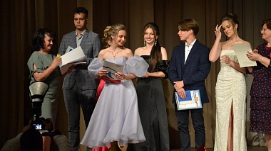 Фоторепортаж: в Рязанской области прошли выпускные и церемонии вручения аттестатов