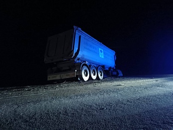 Два грузовика столкнулись в Скопинском районе