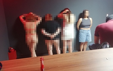В рязанском борделе задержали жриц любви