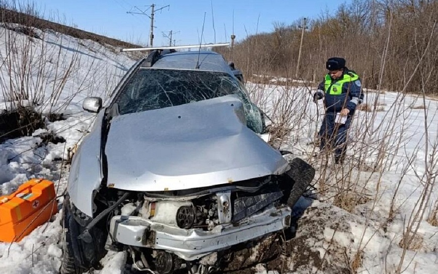 В МЧС рассказали о работе на месте ДТП с машиной и поездом под Рязанью