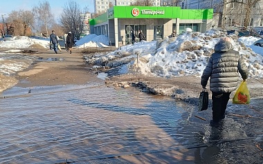 Рязанцы возмутились состоянием парковки на улице Бирюзова