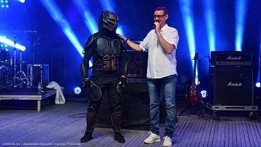 В ЦПКиО ко Дню города организовали световое шоу - 62ИНФО В ЦПКиО ко Дню города организовали световое шоу