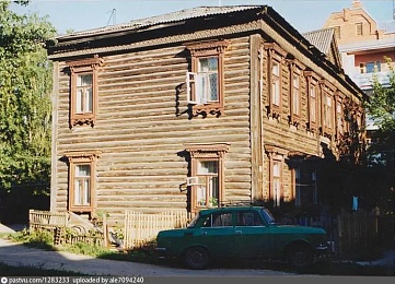 В Рязани пожарный выкупил и начал восстанавливать купеческий дом 1900 года постройки 