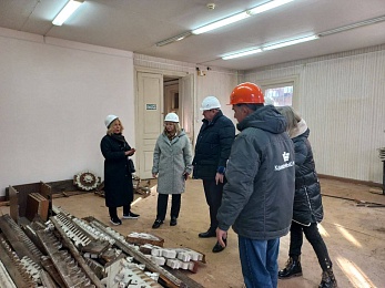 Под Центром народного творчества нашли погребённый бюст Ленина 