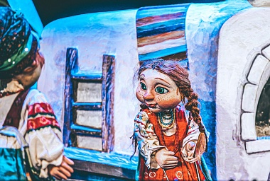 Рязанский театр кукол показал теплую новогоднюю премьеру "Морозко"