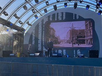 Фоторепортаж: как прошло 130-летие Сергея Есенина в Константинове - 62ИНФО Фоторепортаж: как прошло 130-летие Сергея Есенина в Константинове