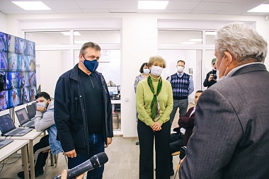 Любимов проверил работу Центра общественного наблюдения за выборами в Рязани - 62ИНФО Любимов проверил работу Центра общественного наблюдения за выборами в Рязани