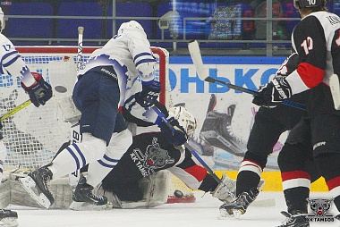 ХК «Рязань» проиграл тамбовским дебютантам, перебросав их в полтора раза - 62ИНФО ХК «Рязань» проиграл тамбовским дебютантам, перебросав их в полтора раза