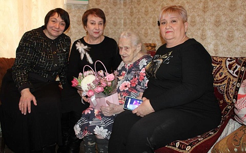 В Рязани отметили 102-летие ветерана ВОВ Екатерины Широковой