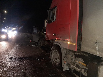 Москвич на газели разбился в Шацком районе при аварии с грузовиком