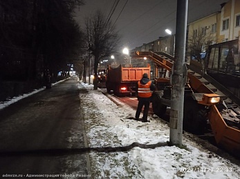 Из Рязани за ночь вывезли 150 кубометров снега