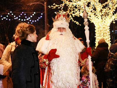 Главный Дед Мороз страны открыл в Рязани «Новогоднюю деревню»