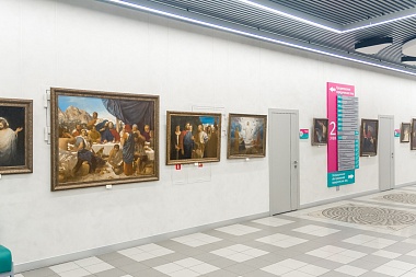 В рязанском Прио-Внешторгбанке открылась выставка «Отче наш...» - 62ИНФО В рязанском Прио-Внешторгбанке открылась выставка «Отче наш...»