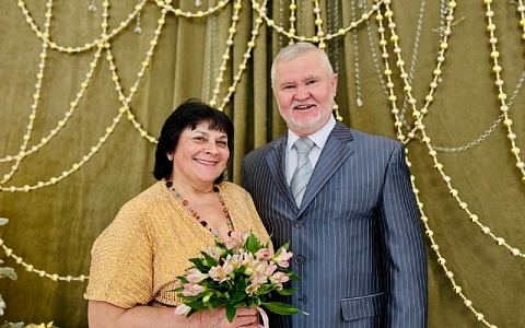 В Рязани поздравили пару, прожившую вместе 50 лет