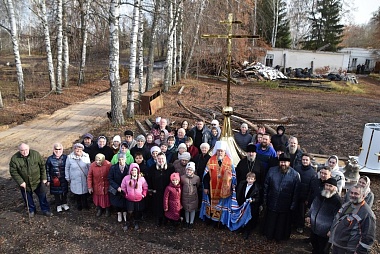 Митрополит Марк освятил колокола и купол для храма в Спасске