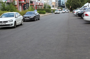 Рязанские депутаты проконтролировали ремонт двора на улице Есенина 