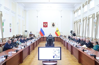 Павел Малков вручил награды ветеранам