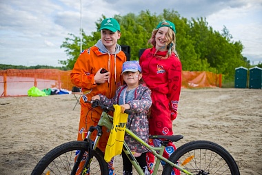 «Зелёный сад» провел для жителей Борок праздник ко Дню защиты детей