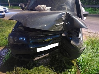 Два ребёнка пострадали в спровоцированной неизвестным аварии в Рязани